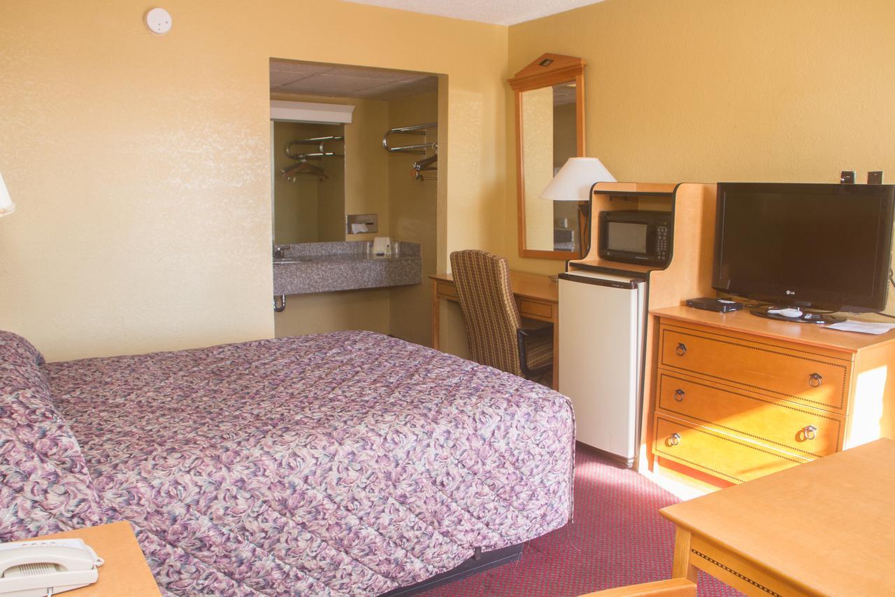Executive Inn Ponca City Экстерьер фото